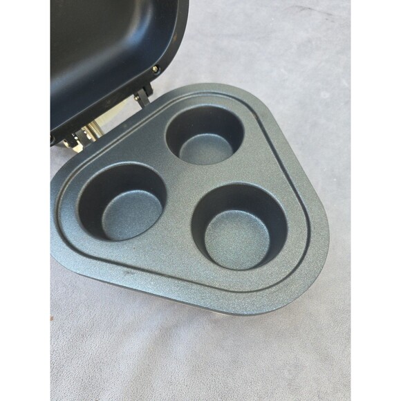 Breville Muffin Magic Muffin Maker MFM50XL Electric Baker Table Top Portable - Picture 6 of 11